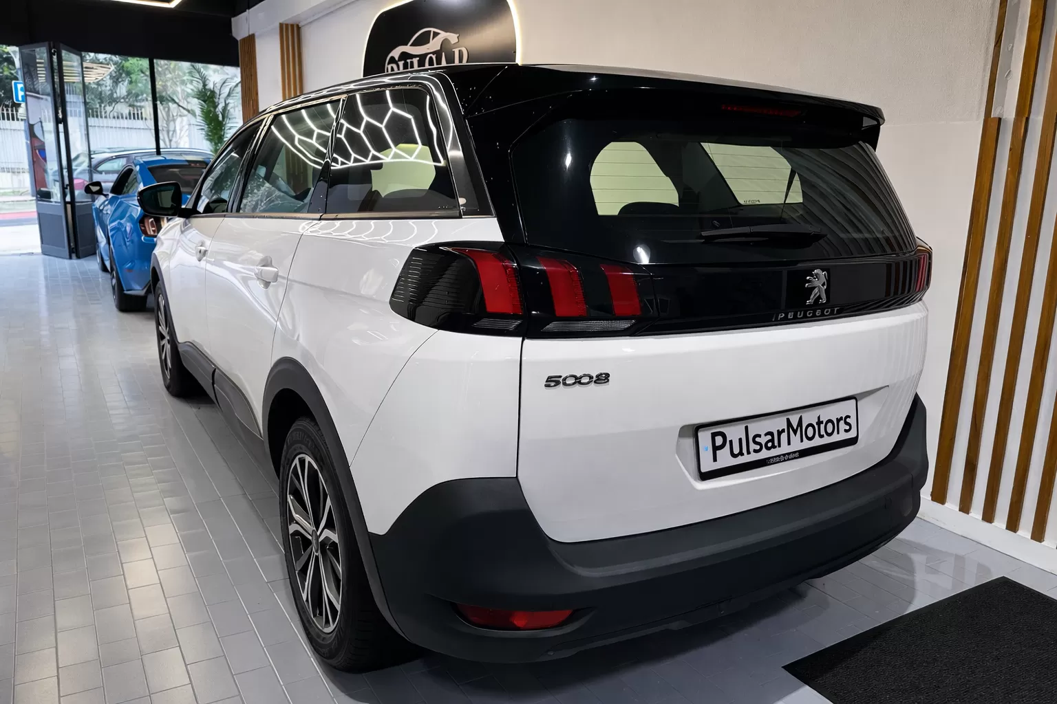 Peugeot 5008
