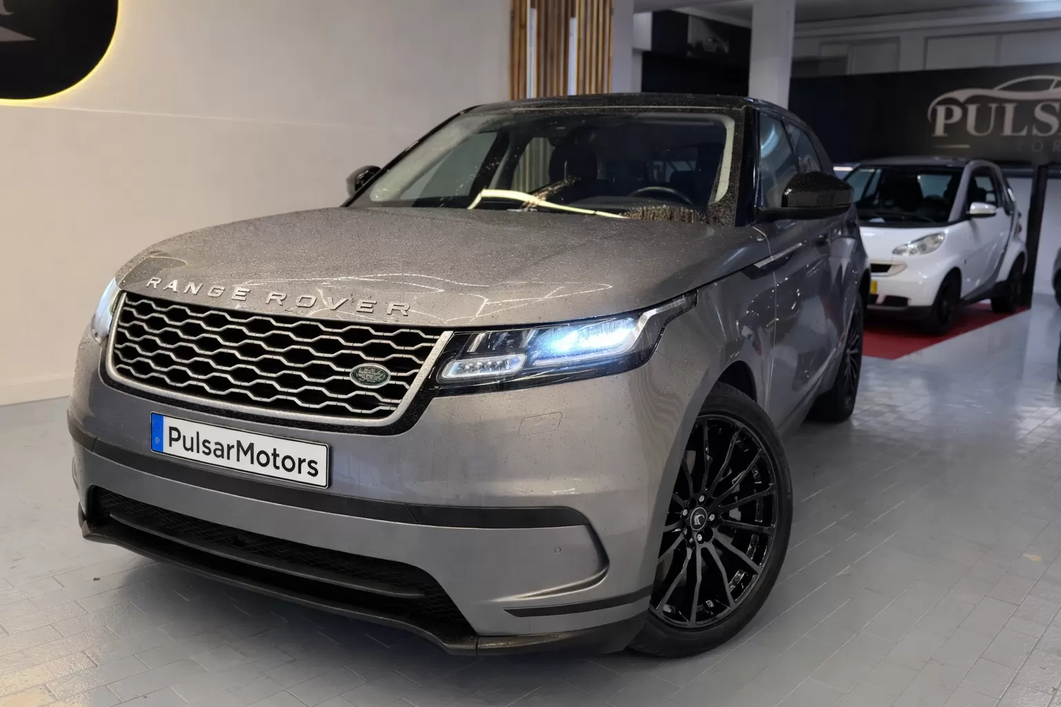 Land Rover Velar