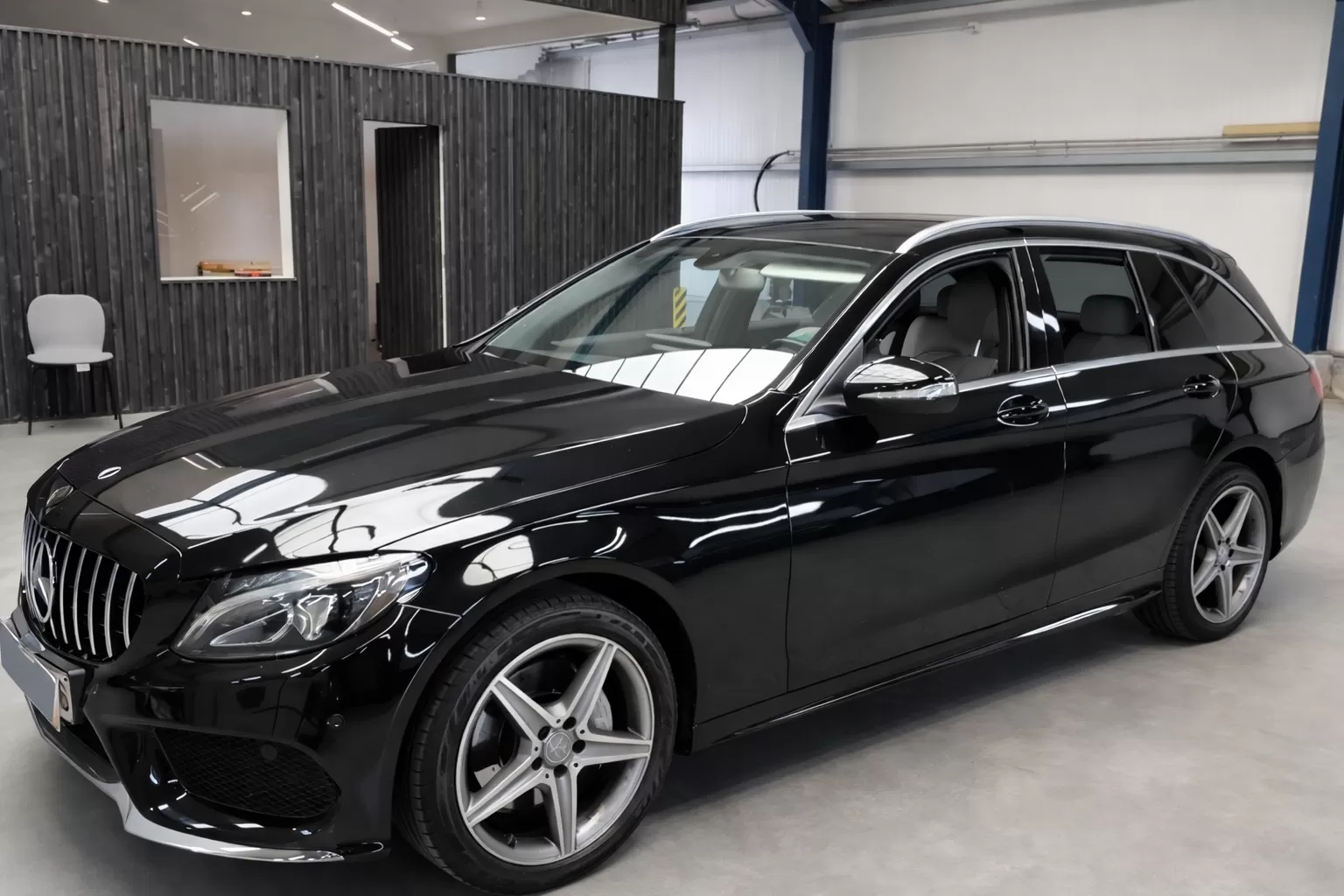 Mercedes-Benz C 200
