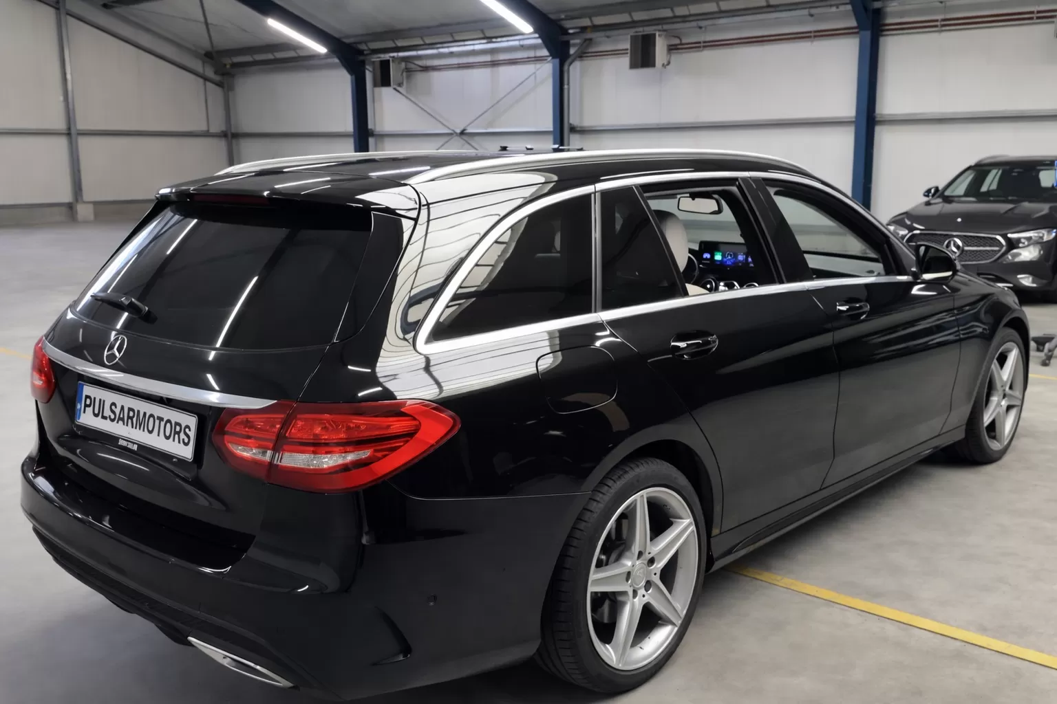 Mercedes-Benz C 200