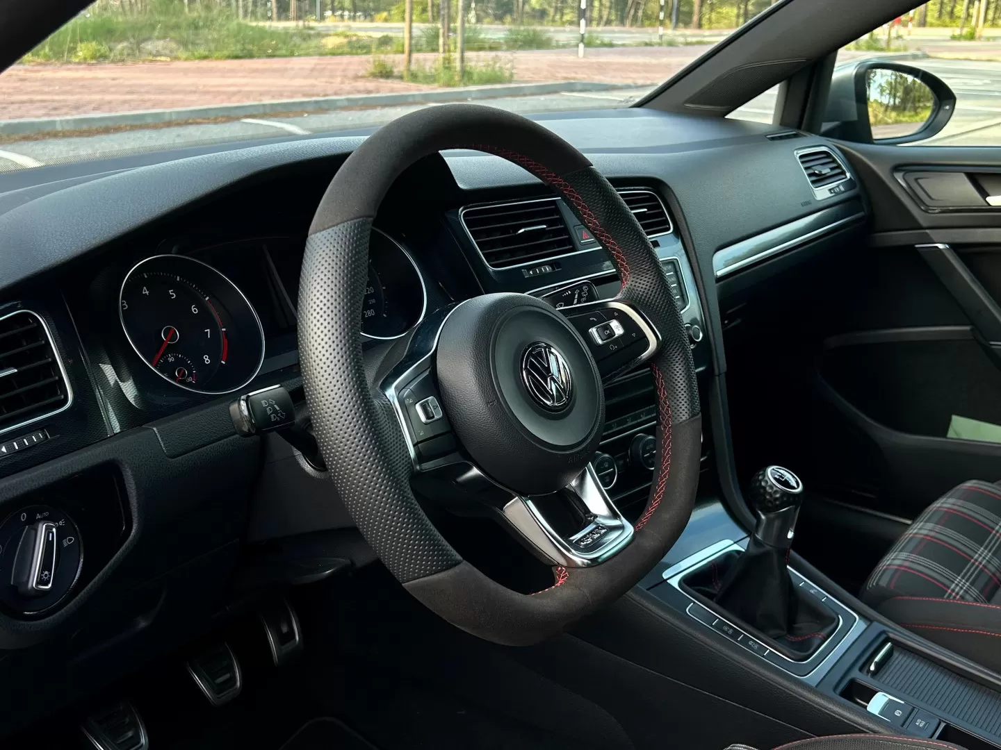 VW Golf