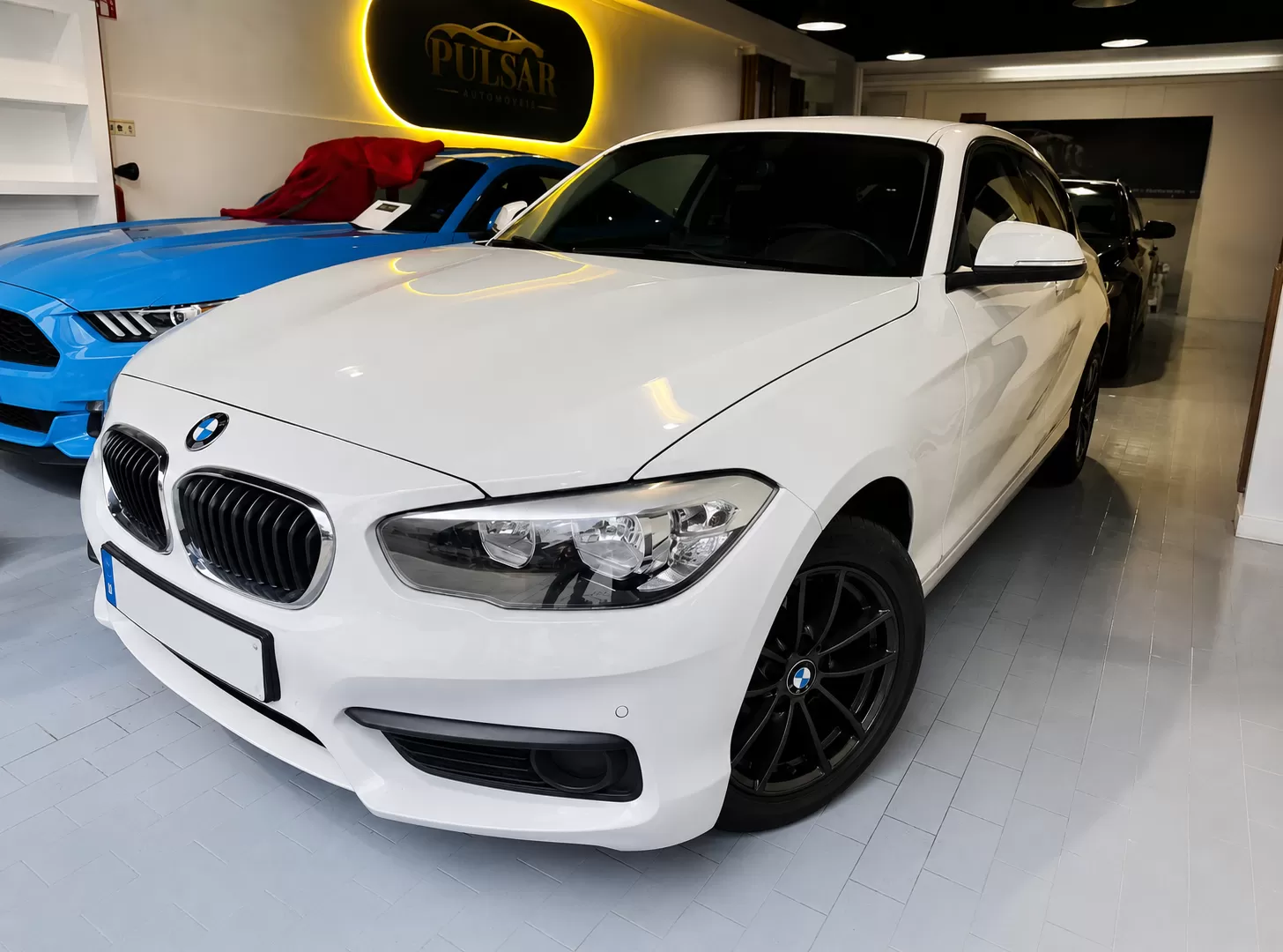 BMW 114