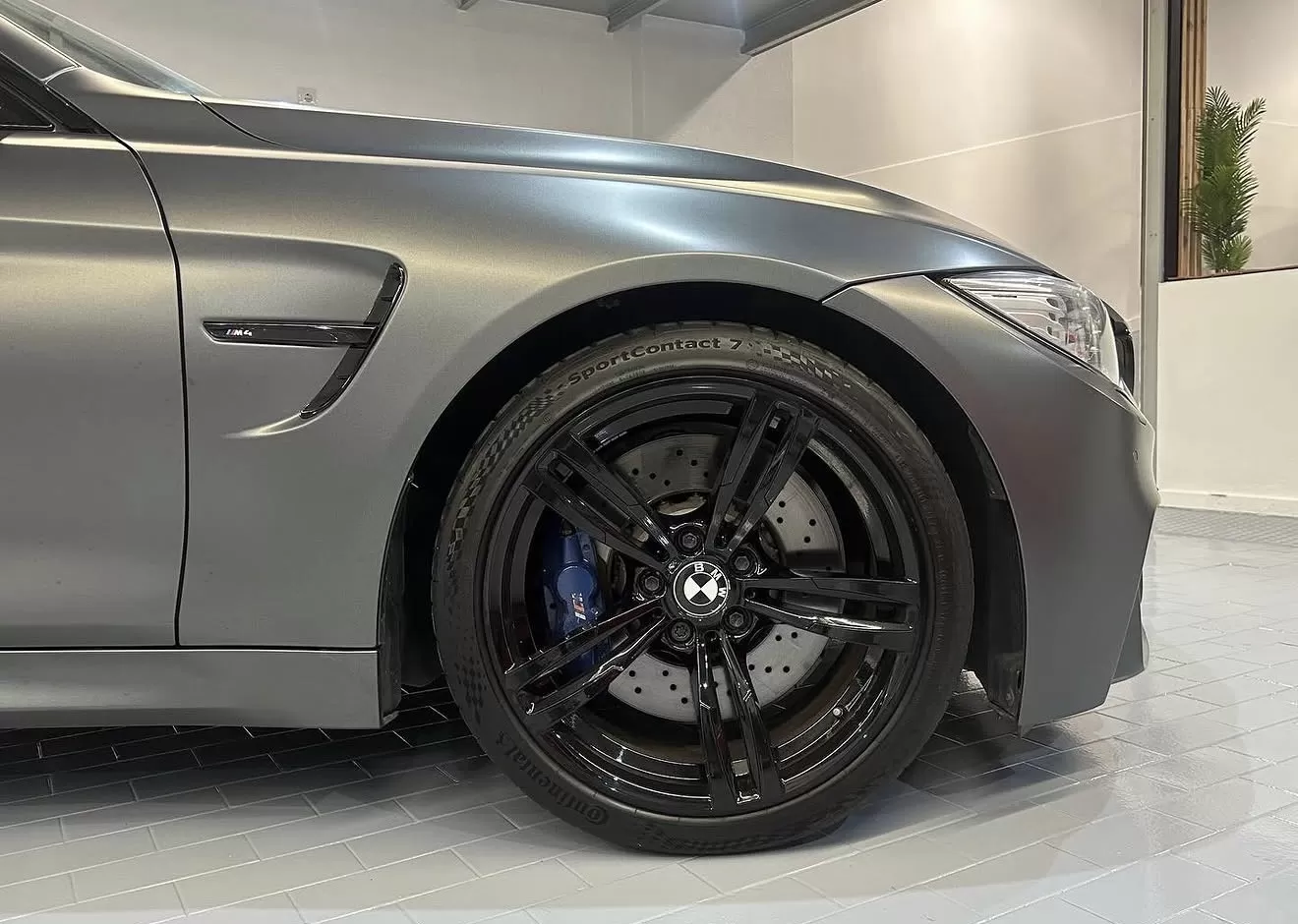 BMW M4