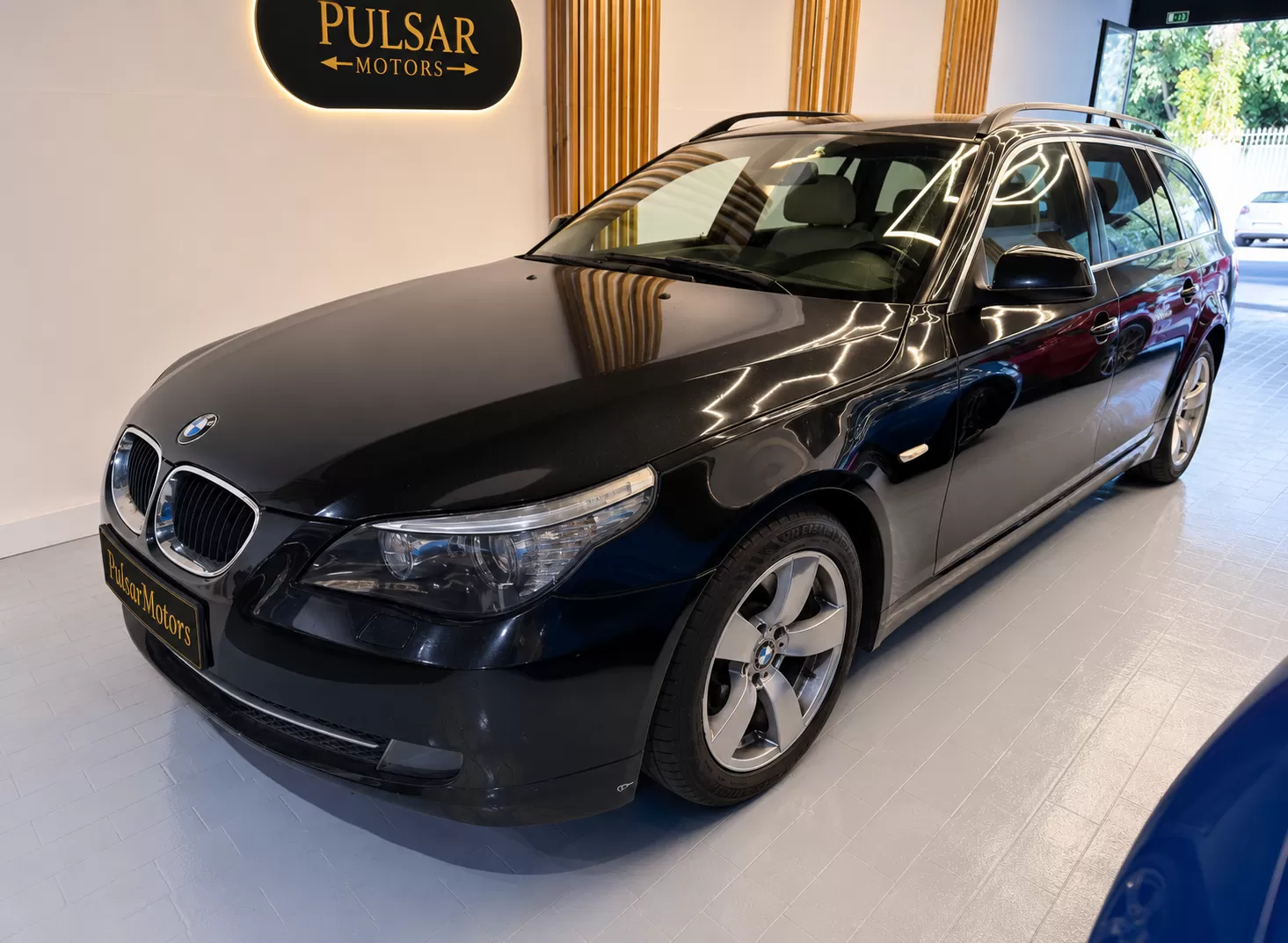 BMW 520