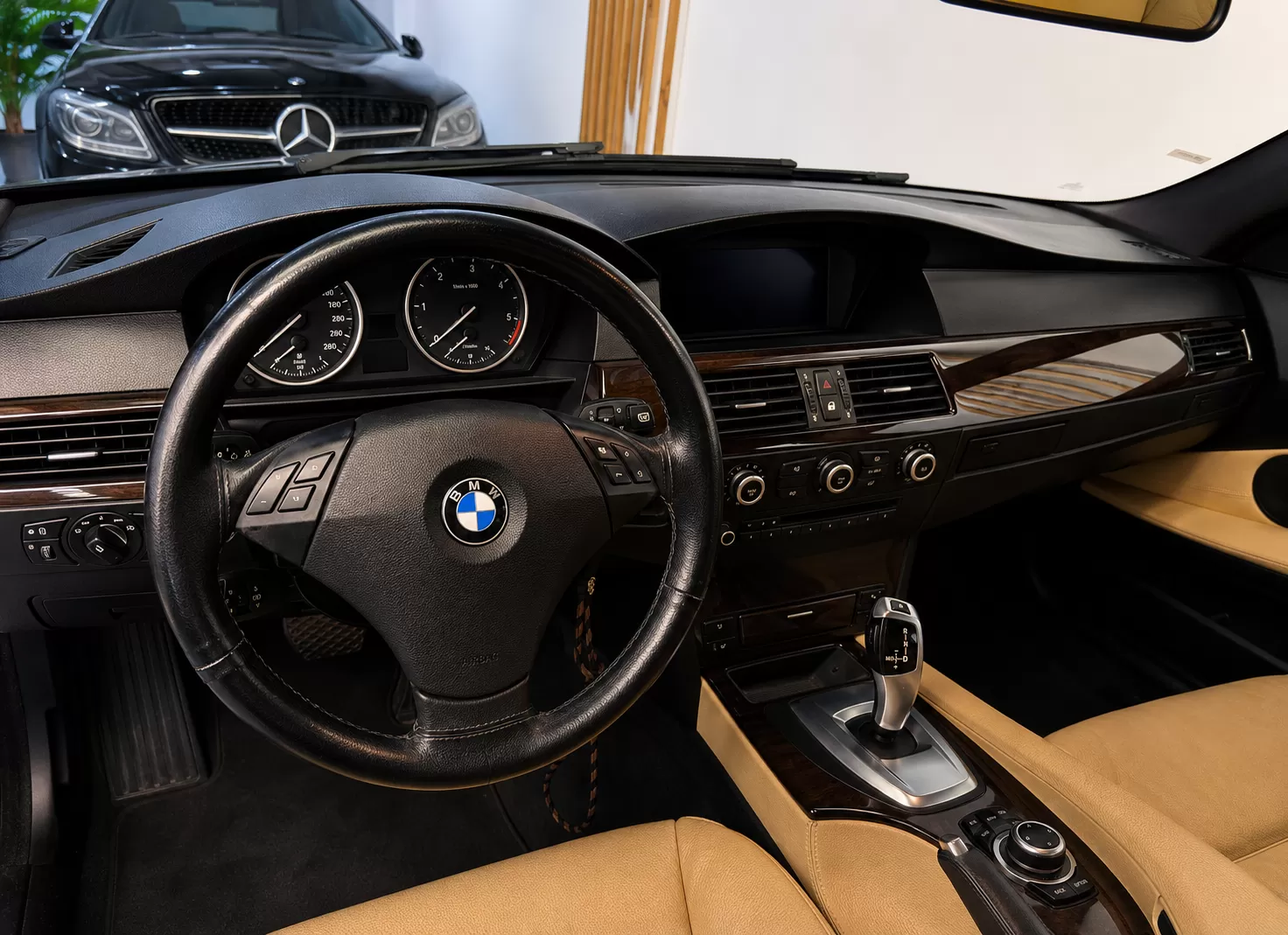 BMW 520
