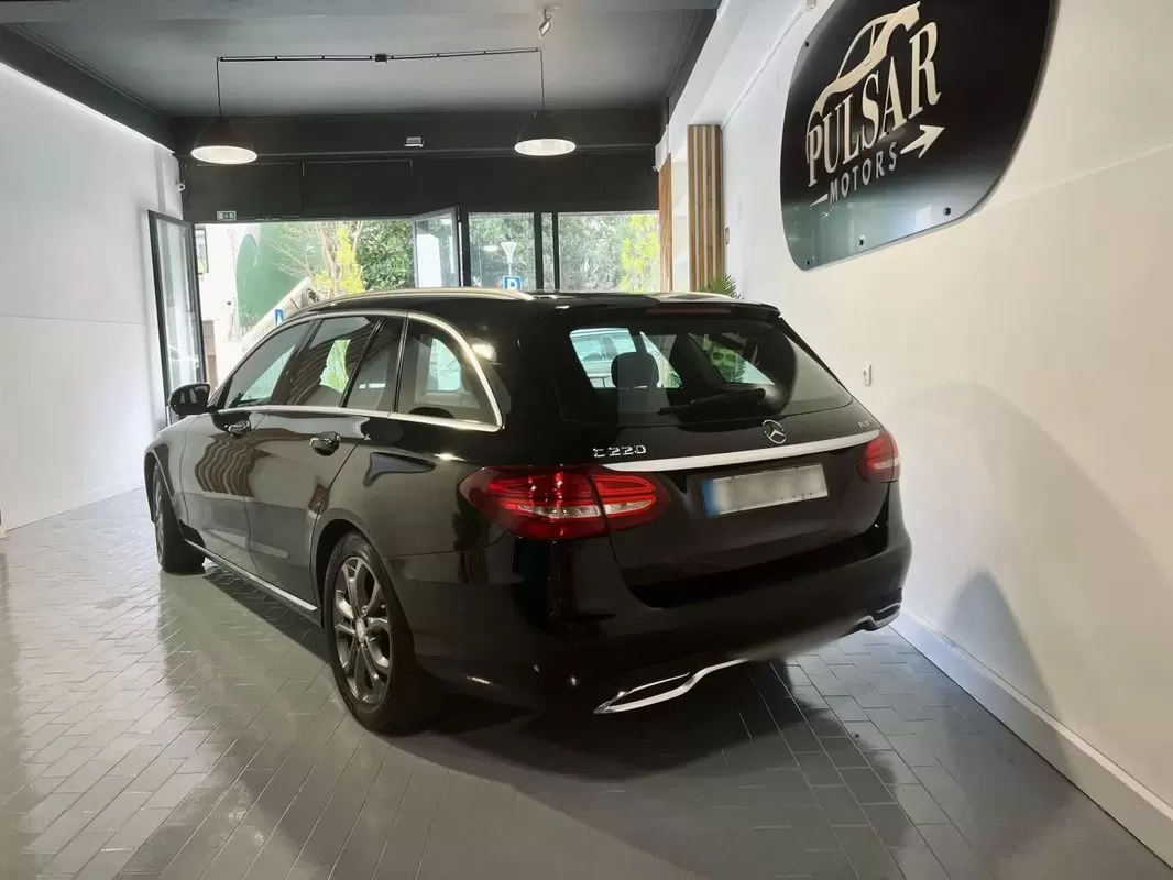 Mercedes-Benz C 220