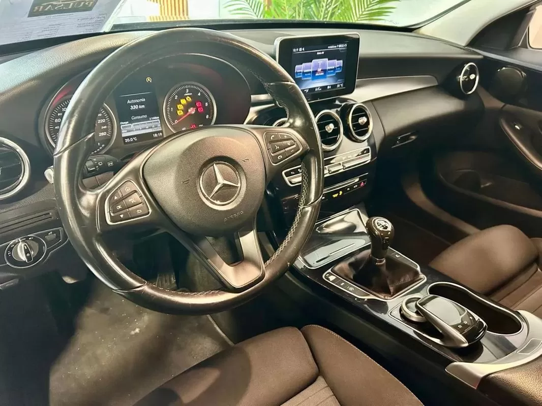 Mercedes-Benz C 220