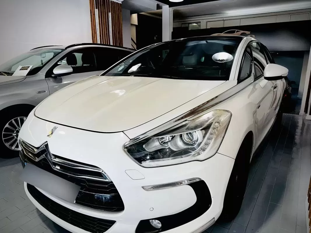Citroën DS5