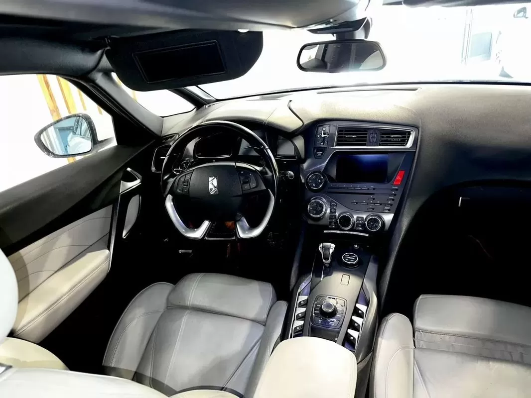Citroën DS5