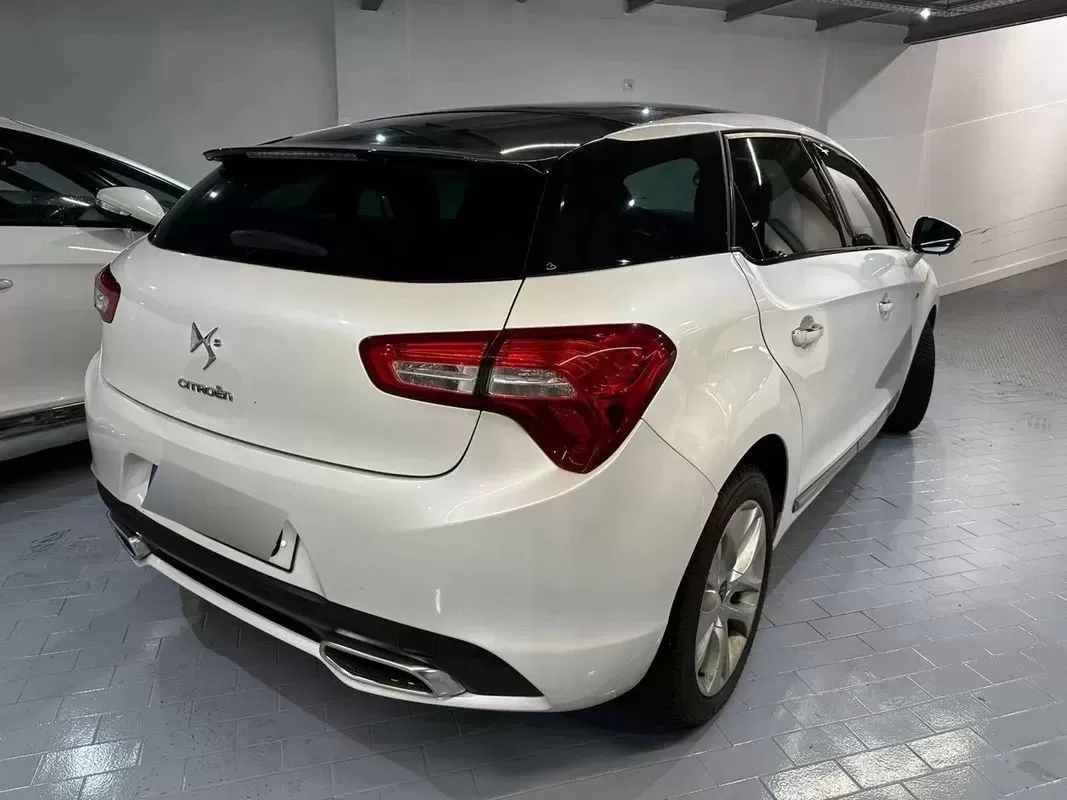 Citroën DS5